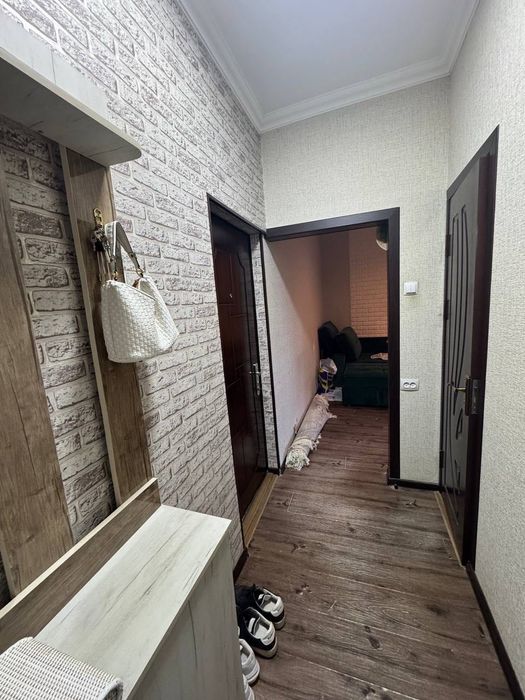 Квартира 1в2/1/4 Ялангач, Ориентир: школа 190 «можно под офис »