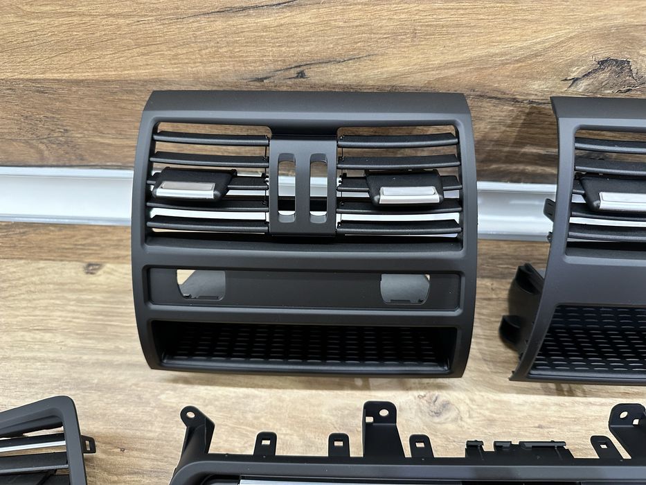 Въздуховод решетка климатик BMW F10 F11 БМВ Ф10 Ф11