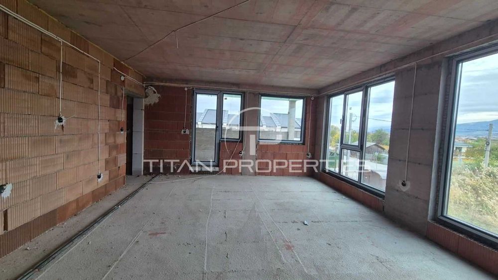 Тристаен апартамент Беломорски