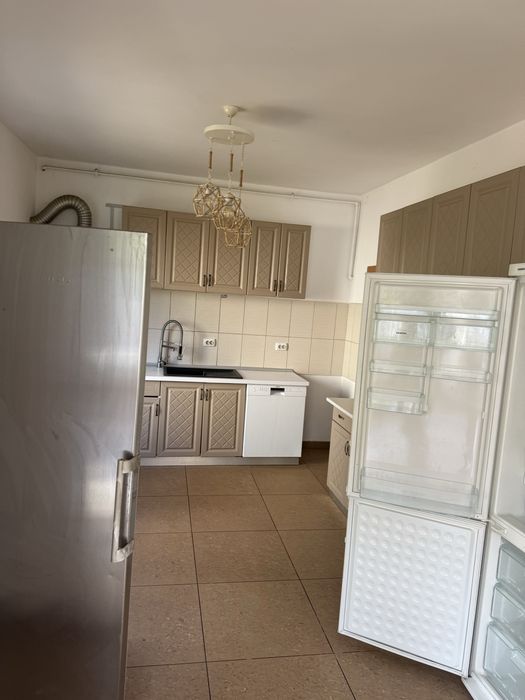 Inchiriez casa duplex 3-4 dormitoare,3 bai,buc mobilata
