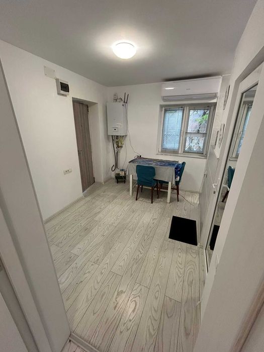 Inchiez apartament 2 camere la Delinzariu ,3 minute de plaje complet utila:,masina de spalat ,frigider ,aragaz etc