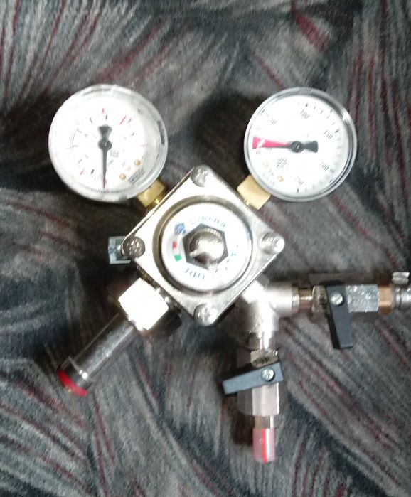 Редуктор для углекислого газа