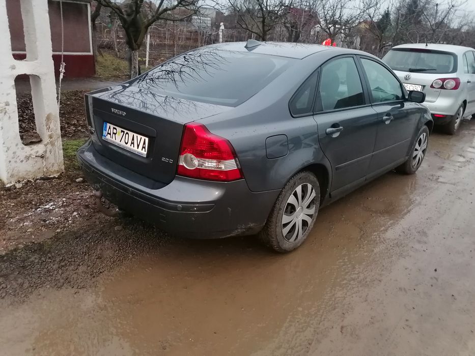 Vînd Volvo s40 2.0d
