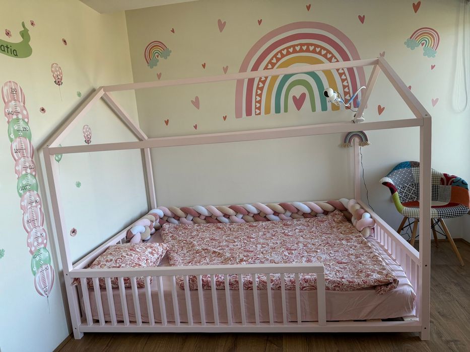 Pat copii Montessori casuta