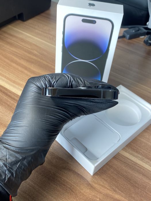 iPhone 14 Pro• 128 GB • Space Black