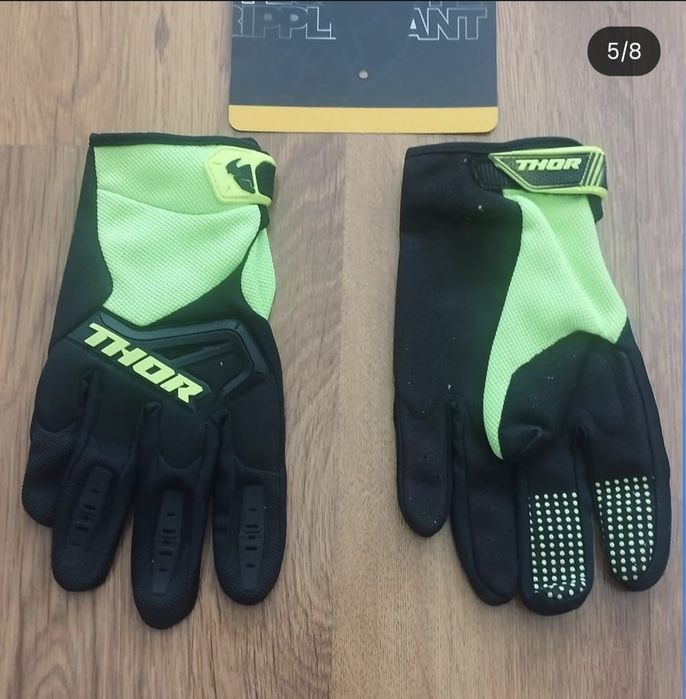 Ръкавици Thor и Fox