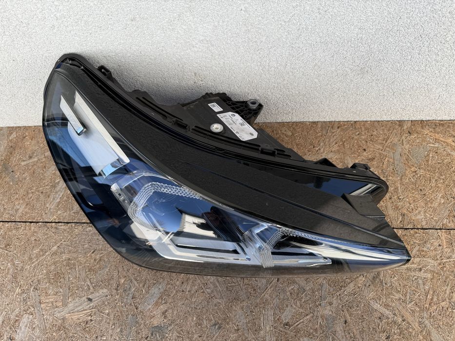 Far dreapta BMW X1 U11 Full LED Original Europa