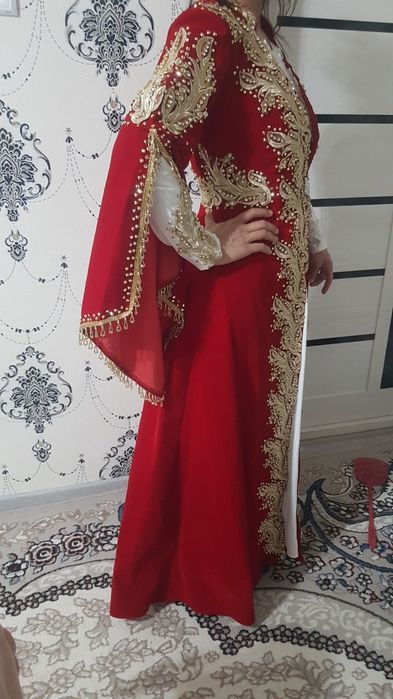 Ansanbil yangi bir ikki Marta kiyilgan