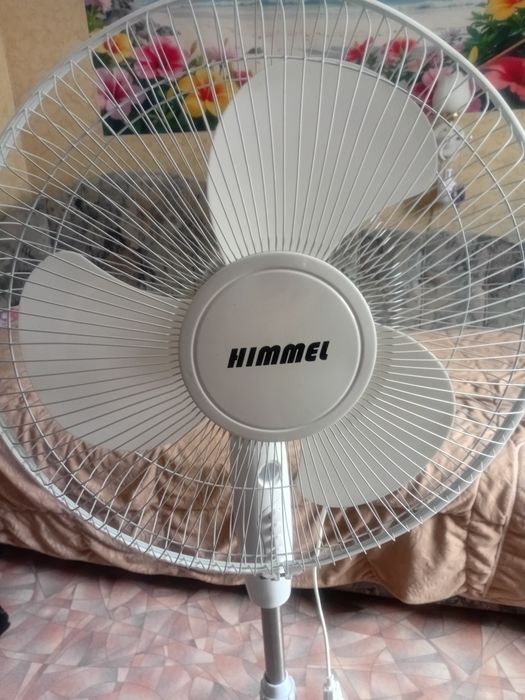 Продам напольный вентилятор..