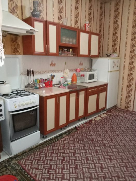 Toshkent tumani abdurahmonda 3sutu uy sotiladi 110000$min 5ta hona