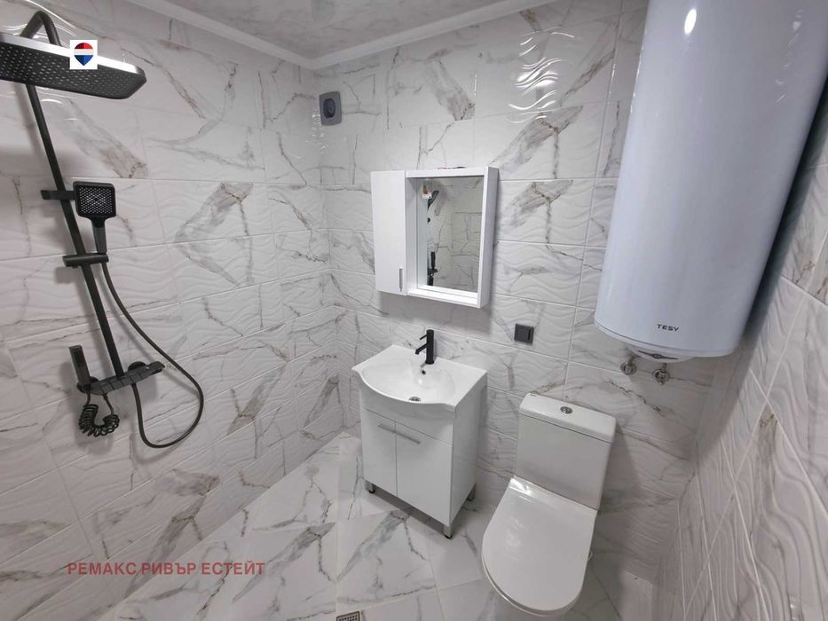 Продава се Двустаен апартамент в Русе, Дружба 3 - 66 кв.м за 1508 €/кв.м - Снимка #11