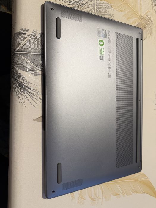 Lenovo Yoga Slim 7 (15ILL9)