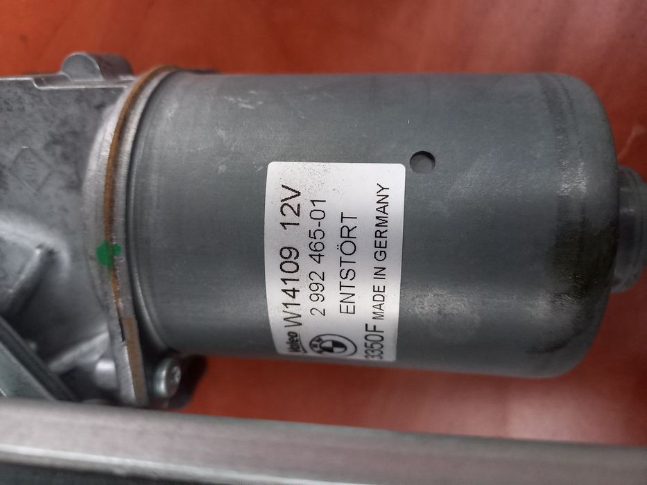 Ansamblu ștergătoare cu motoraș bmw X1 E84 an 2010