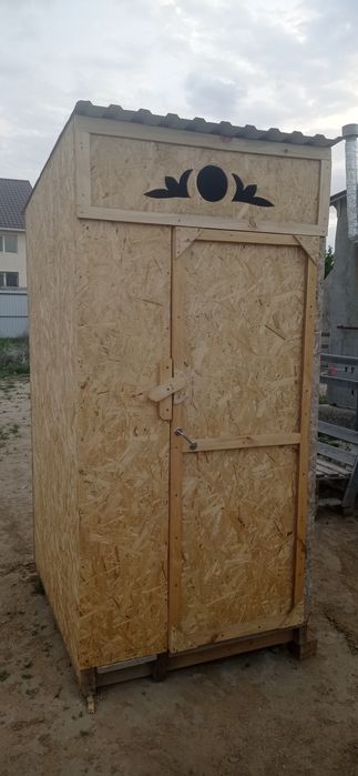 Уличный туалет. Туалет уличный