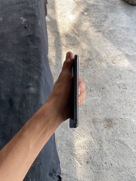 Iphone XS MAX sotiladi