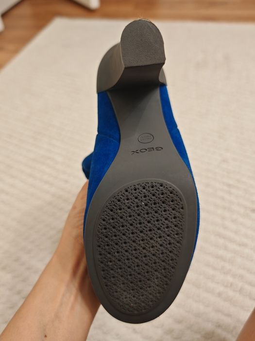 Сапоги замшевые  Geox