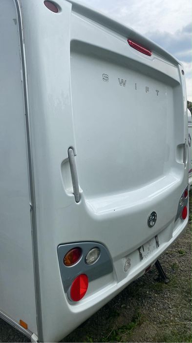 Swift chalenger an 2010 inm Ro cu pat transvers(island bed) baie mare cu cabina de dush mover