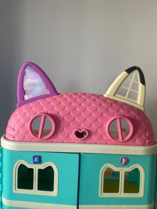 Casuta Gabby's Dollhouse