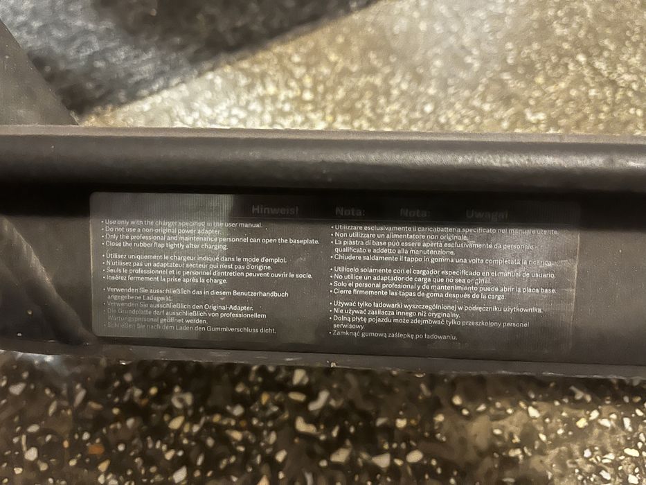 Trotinetă electrică Xiaomi Mi M365 – neagră, pliabilă