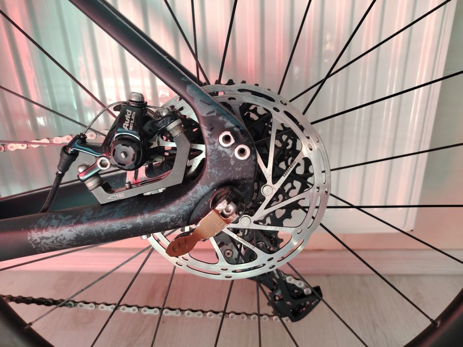 Bicicleta Gravel full carbon