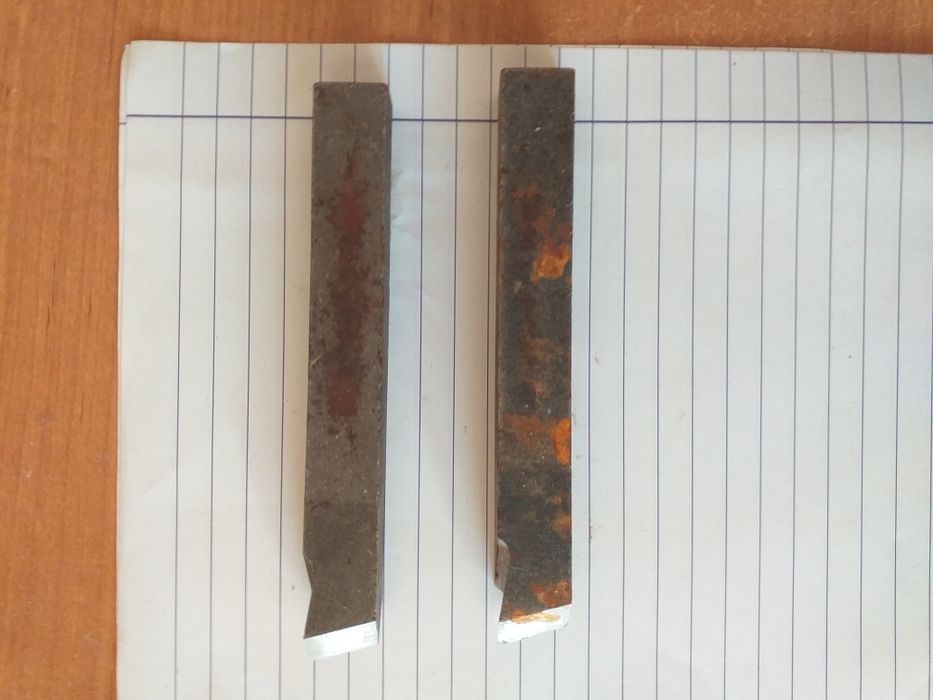 Резцы токарные проходные новые