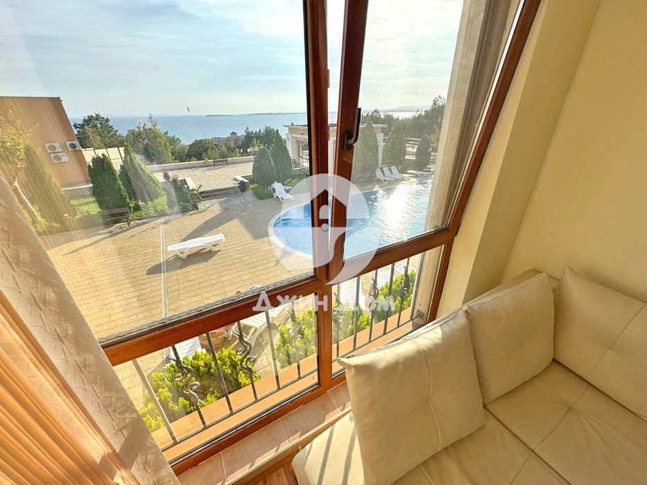 Продава се Тристаен апартамент в Свети Влас - 77 кв.м за 1884 €/кв.м - Снимка #4