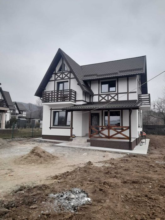 Vila de vanzare in Brebu Eleganta,confort si liniste intr-un cadru de poveste