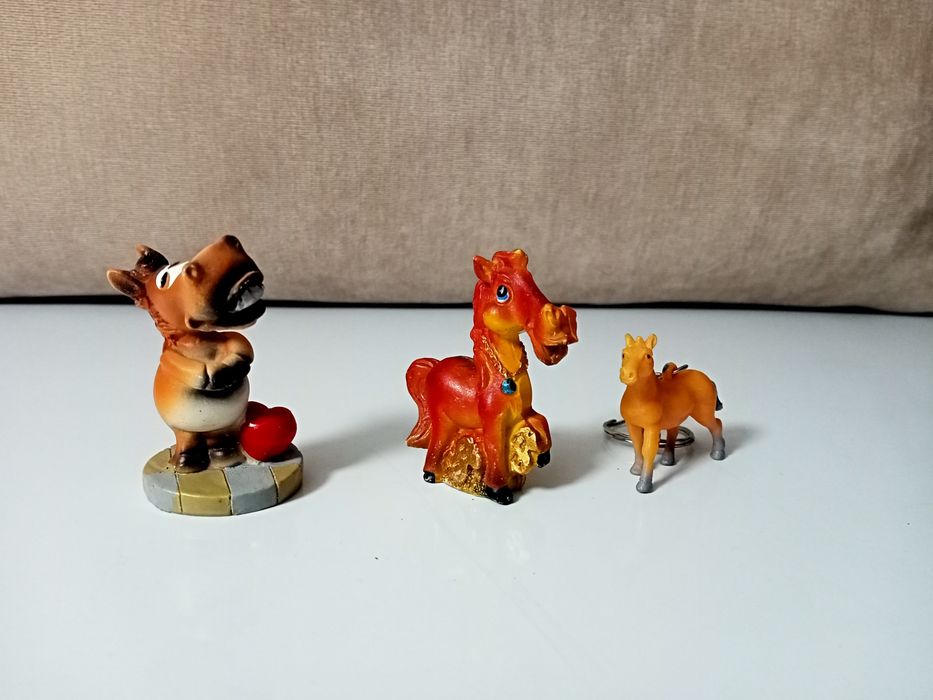 набор статуэток "Лошадки"