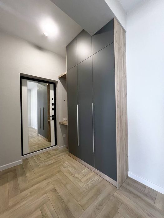 Сдаётся помещение в БЦ 40м2 и 70м2 Орн-Бузбазар Максимка (N261)