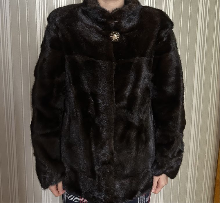 Продам шубу в отличном состоянии.