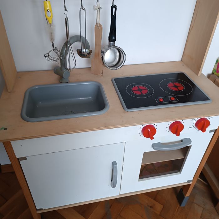 Продаваме кухня за игра IKEA