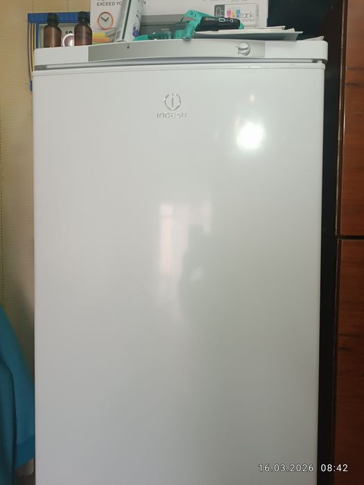 Холодильник Индезит, 195 см