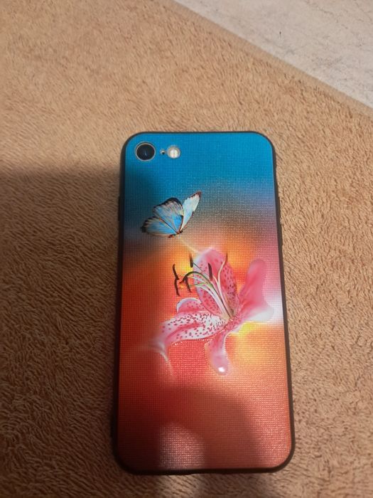 Продается iPhone 7