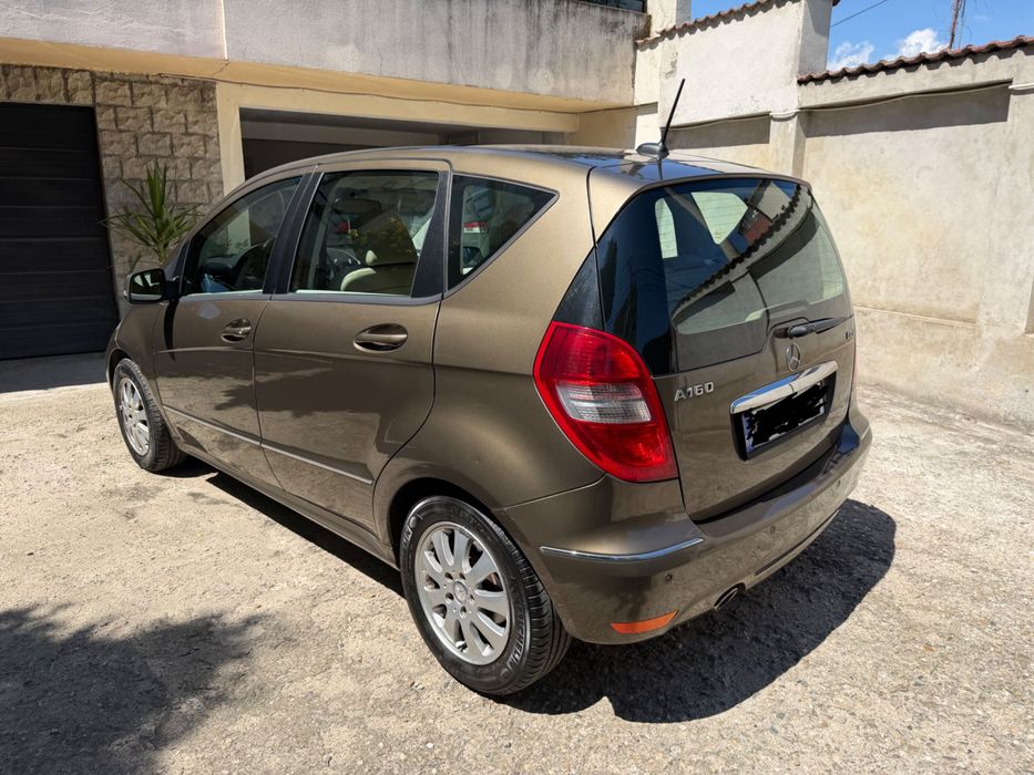 MERCEDES-BENZ A-Class 2010 — imagine 4