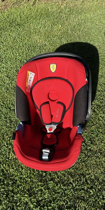 Scoica Auto Cybex Aton Ferrari editie limitata