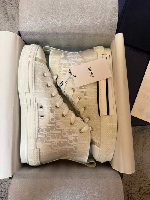 Dior B23 White Noi