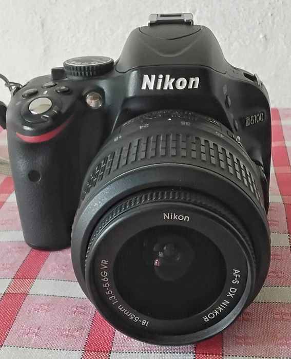 Продаётся зеркалка nikon.