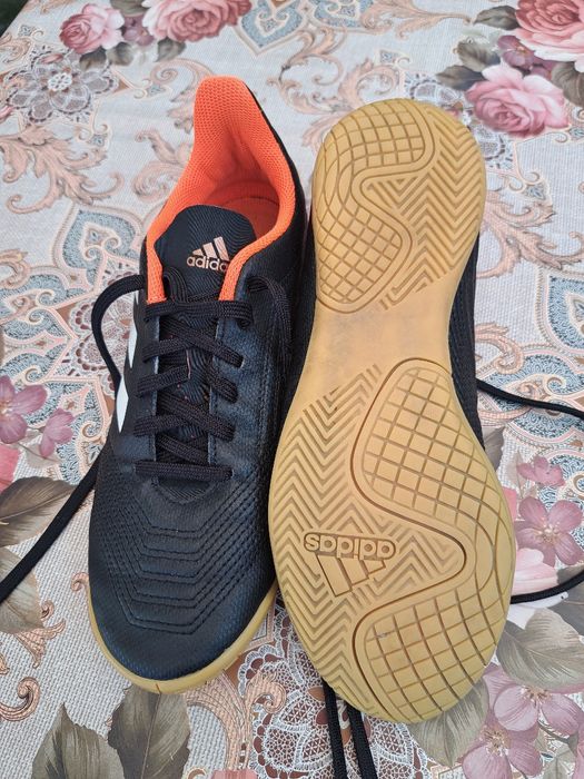 Стоножки/Обувки за футбол