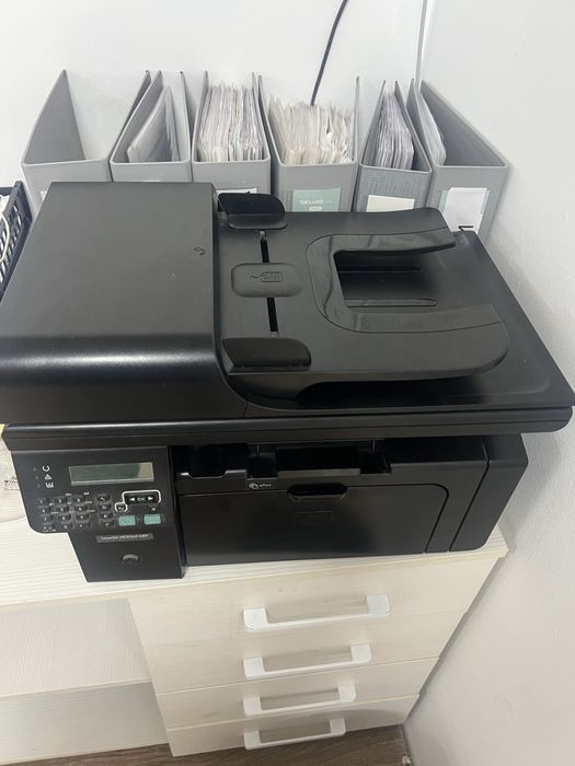 Продам принтер HP m1212nf MFP