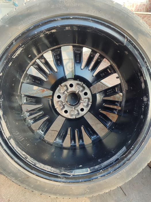 Продавам гуми с джанти