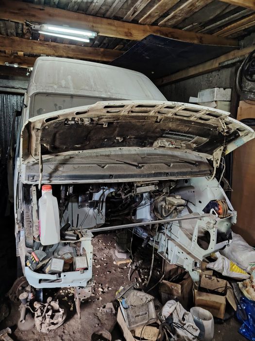 Продам рено трафик