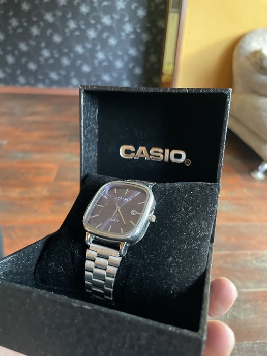 Часы CASIO все есть хорошое качество