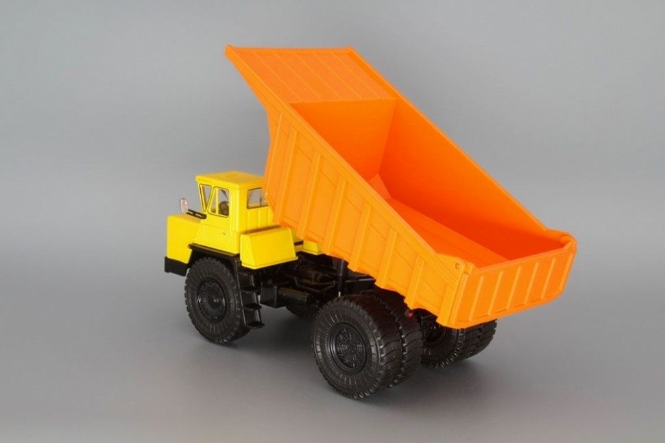Belaz 7525 model 1:43