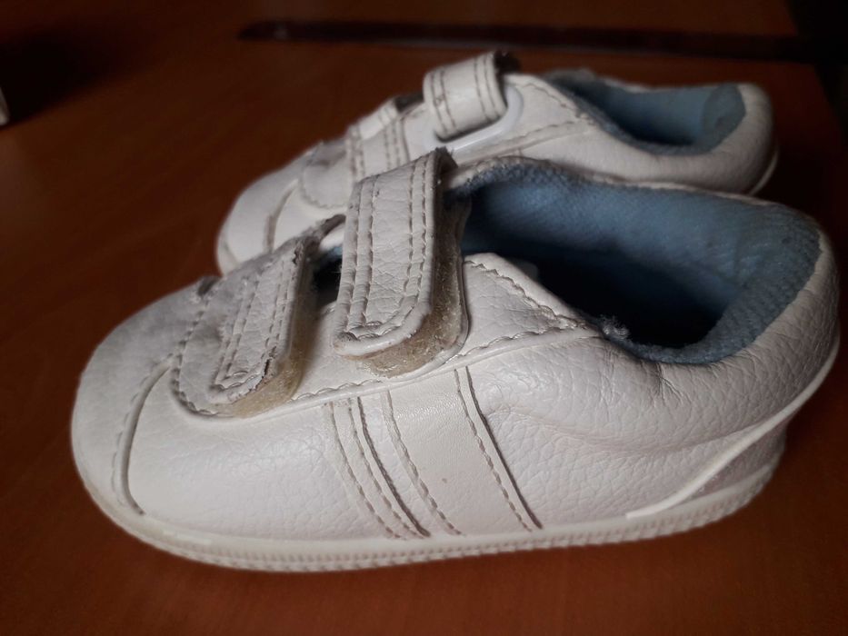 Детски бели маратонки №19-20