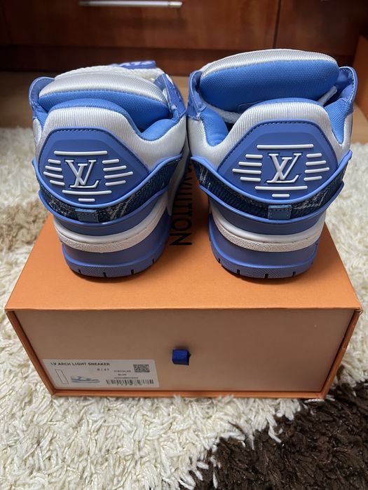 Louis Vuitton sneakers marimea 41