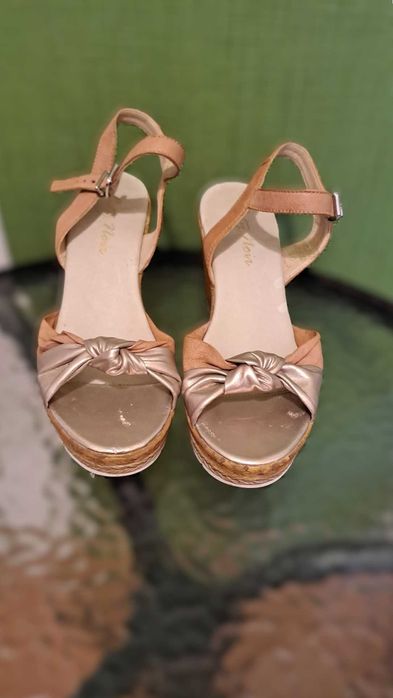 Sandale cu platformă din piele, mărimea 37, Coty Noir