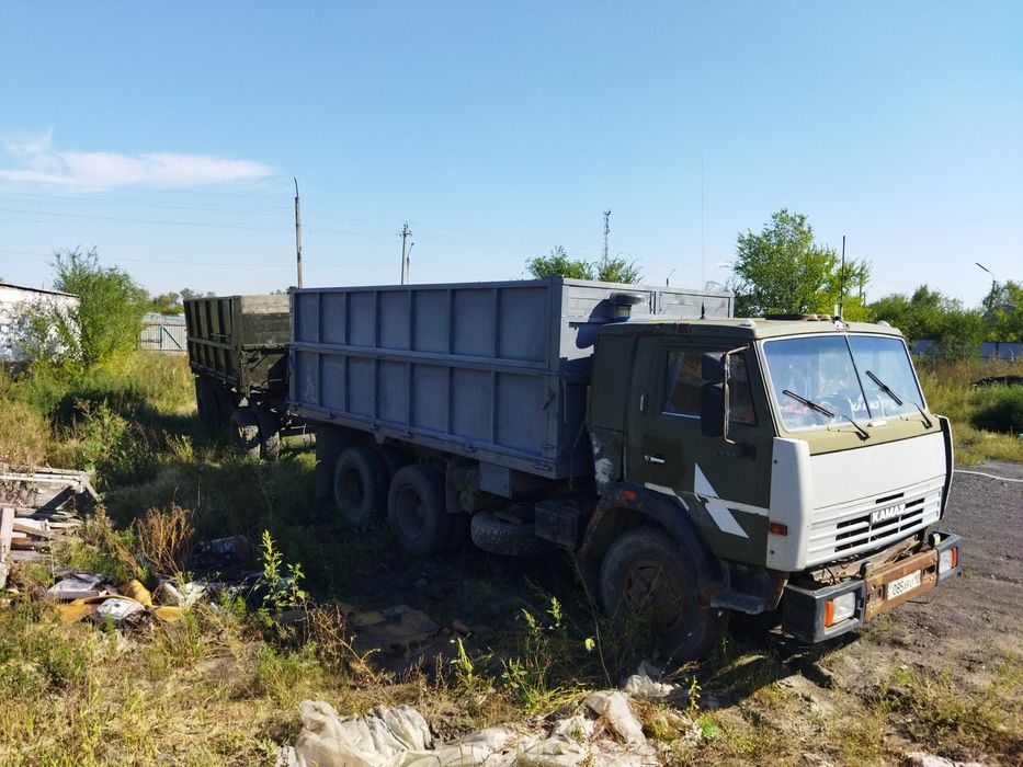Продам камаз самосвал.
