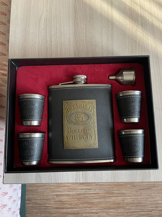 Продаётся подарочный набор Jack Daniel’s