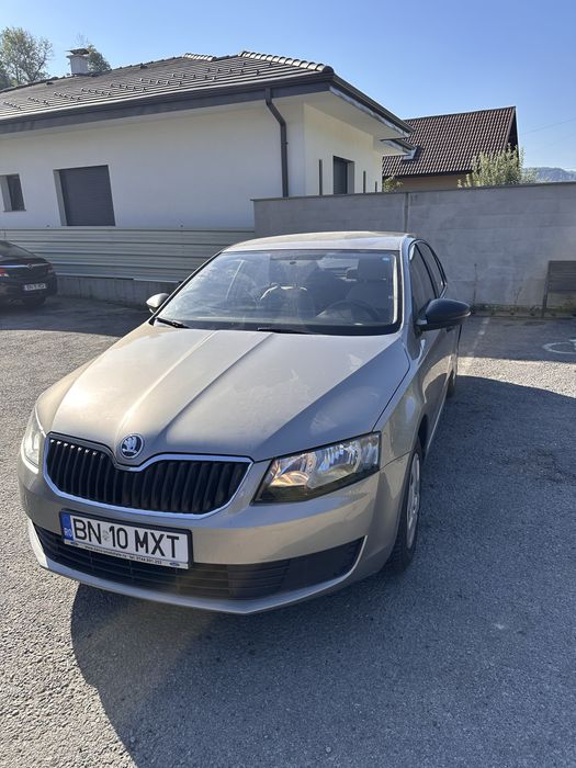 SKODA Octavia 2013 — imagine 3