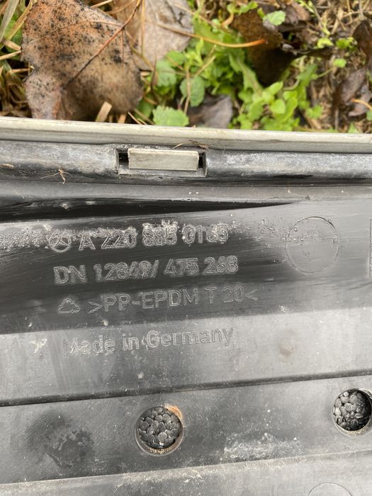 Предна броня за Мерцедес Ес класа Mercedes S klasa W220